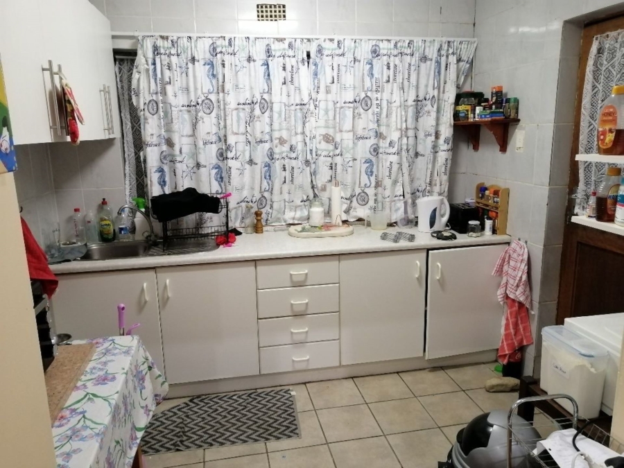 To Let 1 Bedroom Property for Rent in Humerail Eastern Cape